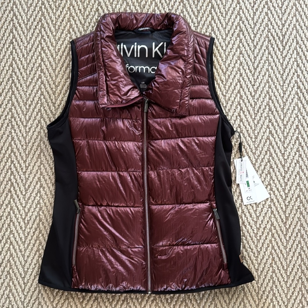 Calvin Klein zippered burgundy/purple & black vest Size L